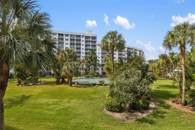 Building Photo - 2731 NE 14th Street Causeway