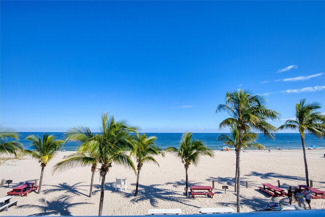 Building Photo - 111 Briny Ave