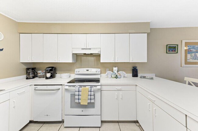 Building Photo - 24522 Perdido Beach Blvd