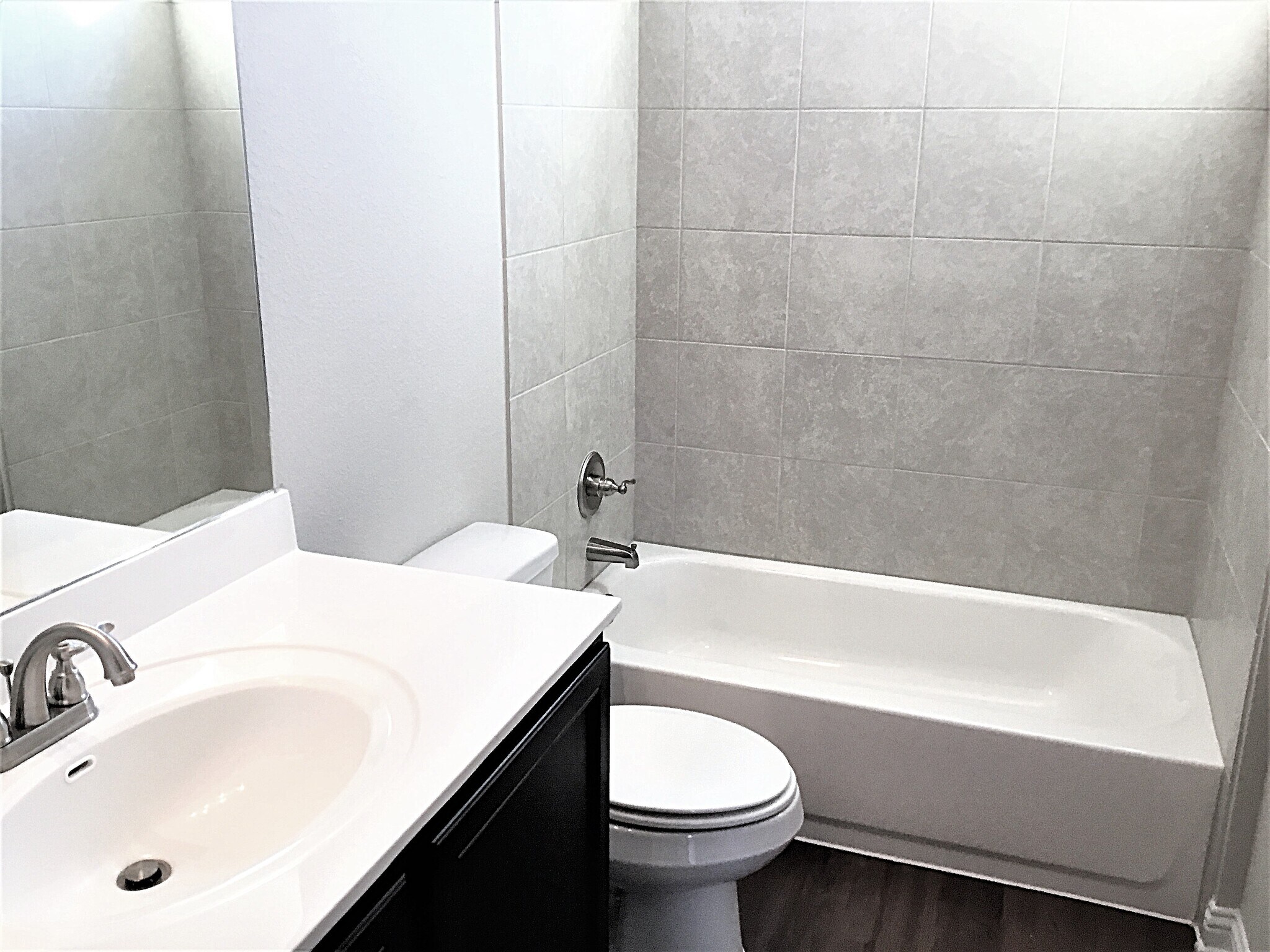 Building Photo - 5817 Monmarte Cove