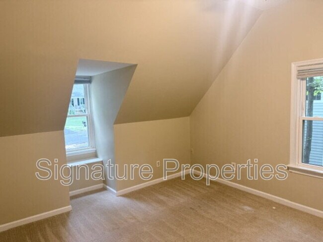 Building Photo - 14709 Mill Spring Dr