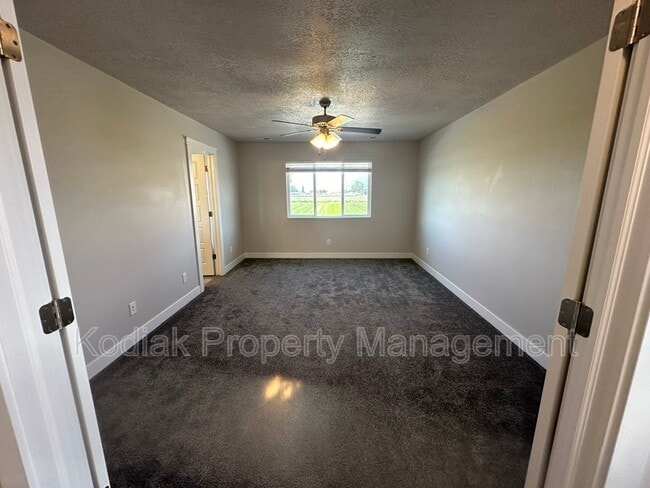 Building Photo - 2134 W 2855 S