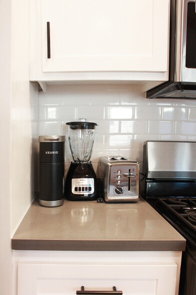 Keurig, blender, toaster - this kitchen has everything a person will need. - 2147 S Orange Dr
