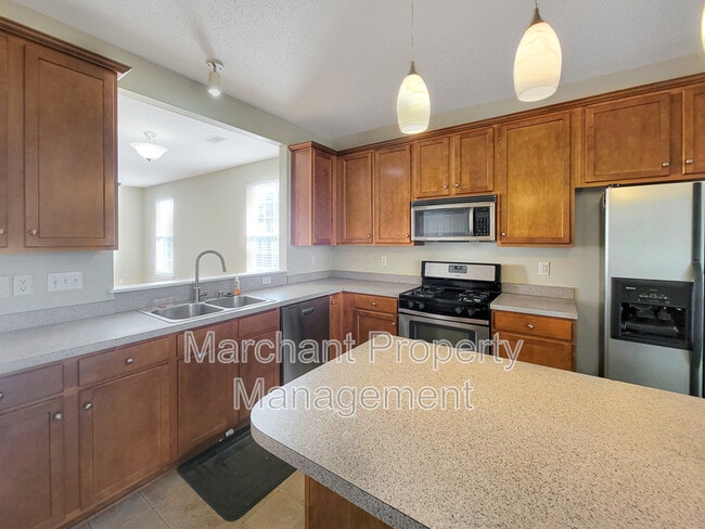 Building Photo - 525 Fagin Cir