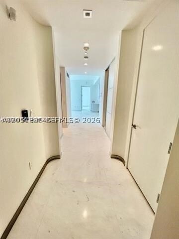 Building Photo - 16901 Collins Ave