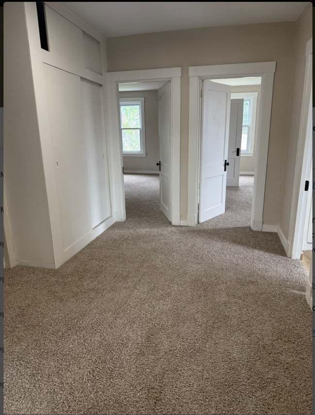 Building Photo - Giant, Newly Renovated Home in New Kensington!