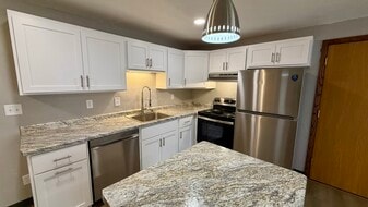 Kitchen * - Baird View Homes