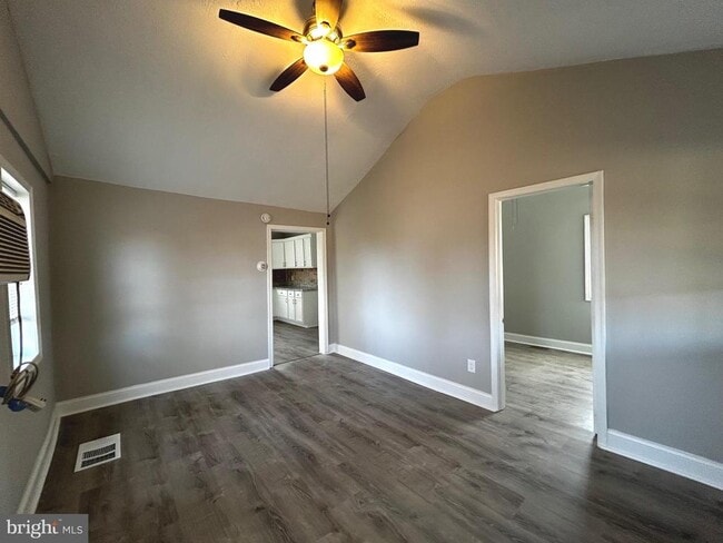 Building Photo - 448 Plum Alley