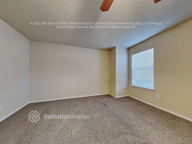 Building Photo - 2517 Buffalo Run