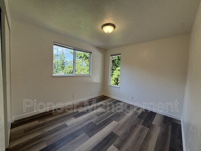 Building Photo - 5495 A St