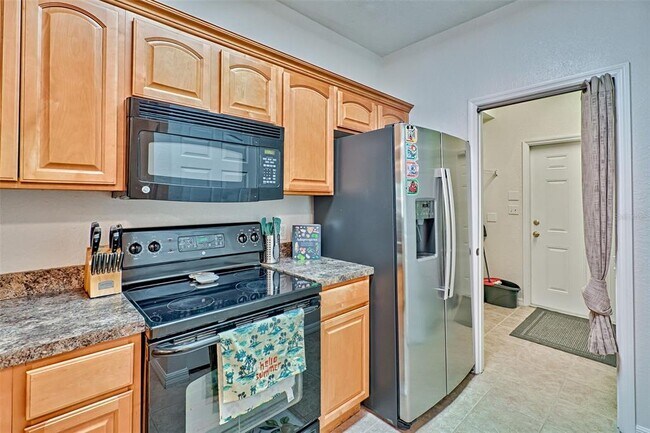 Building Photo - 2710 NW 104th Ct