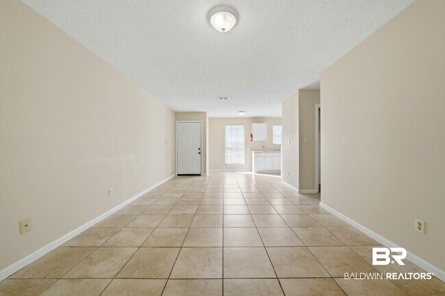 Building Photo - 6413 Schoel Ln