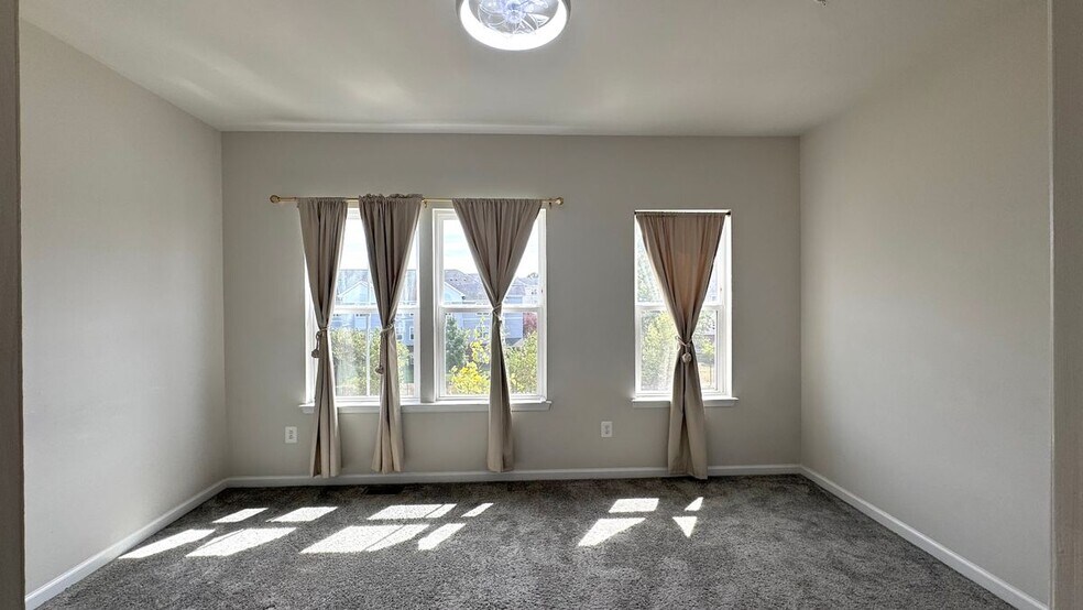 Building Photo - 7244 Clagett Dr