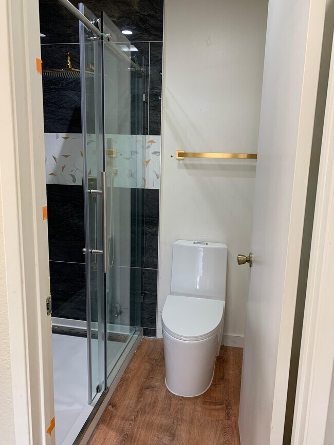 Building Photo - 8460 New Salem St