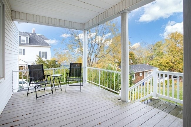 Building Photo - 130 Underwood St