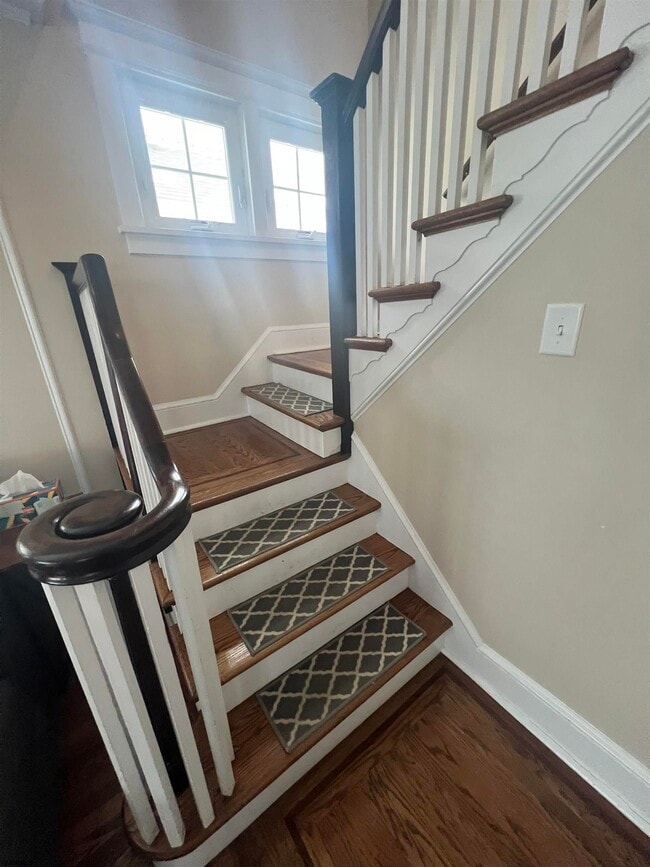 Building Photo - 29 N Hanover Ave