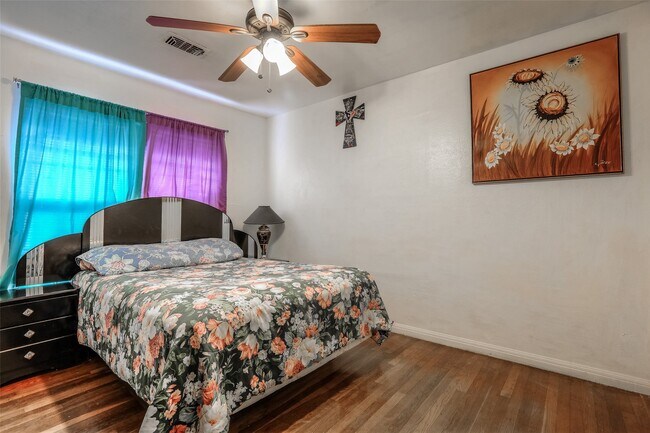 Building Photo - 9226 E Avenue Q