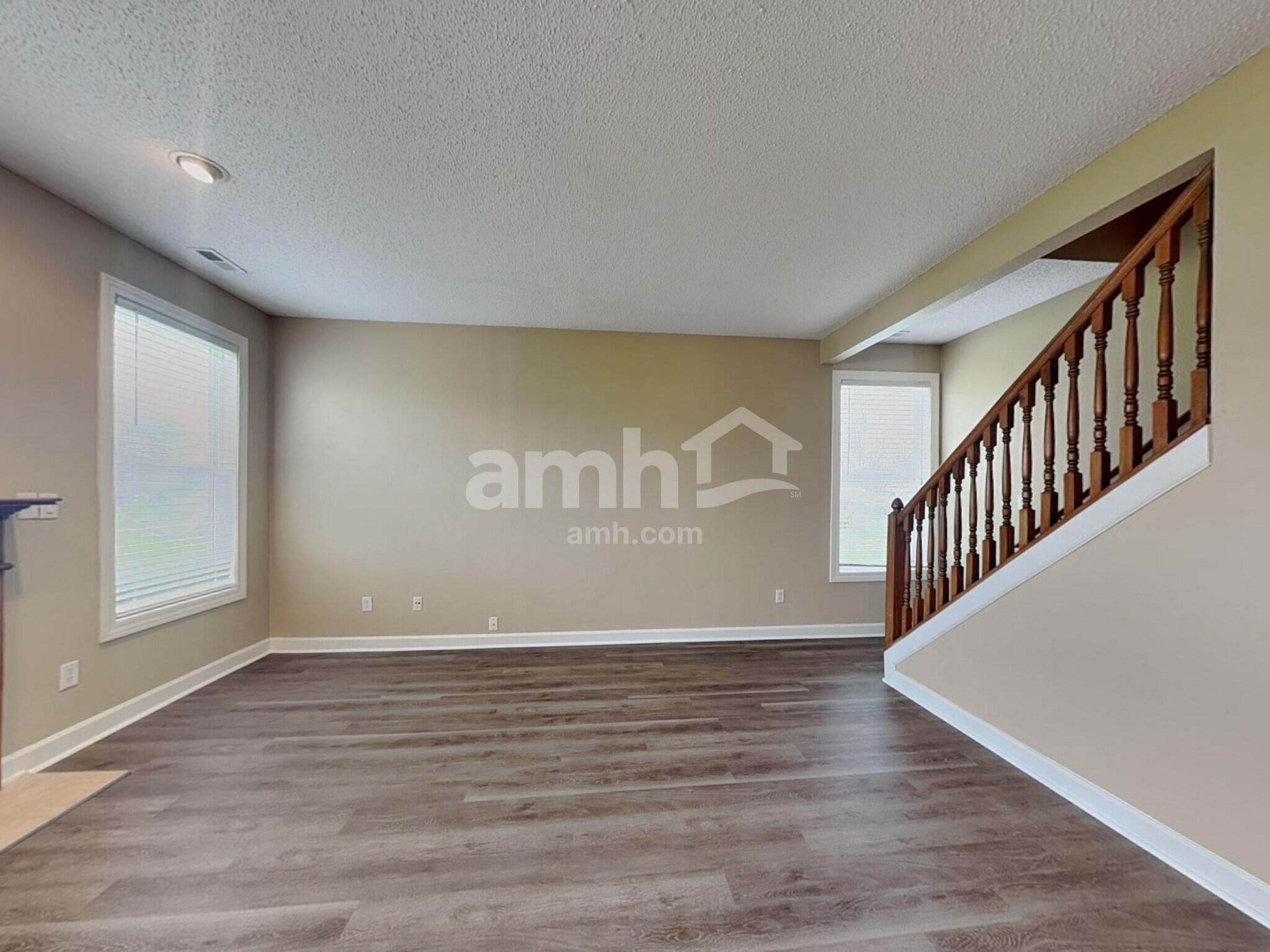 Building Photo - 5896 Monticello Square Ln