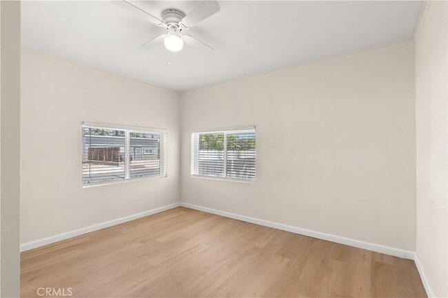 Building Photo - 421 W Sun Ave