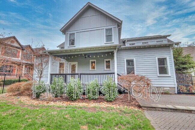 Building Photo - 1537B Battlefield Dr