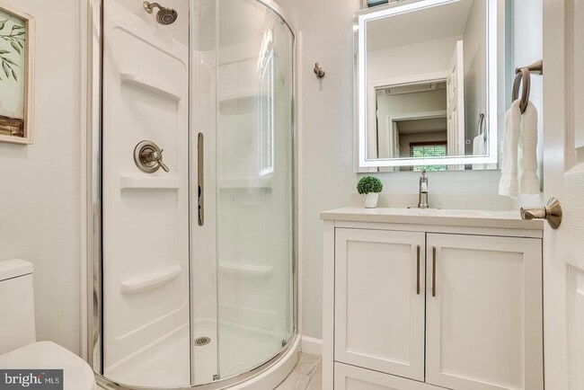 Building Photo - 13491 Old Dairy Ct