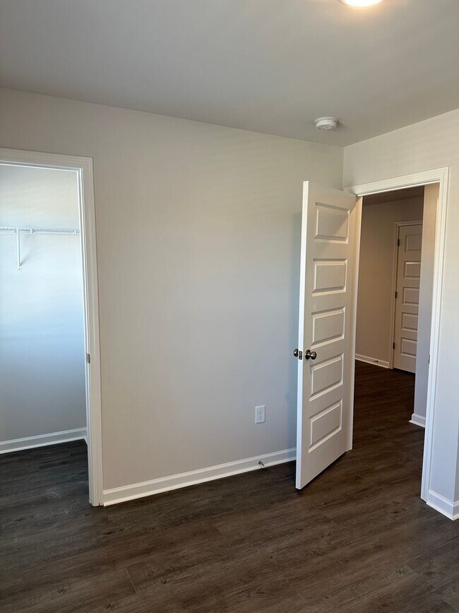 Building Photo - AVAILABLE NOW — Spacious 3-Bedroom | 2.5-Bath Home in Cullman