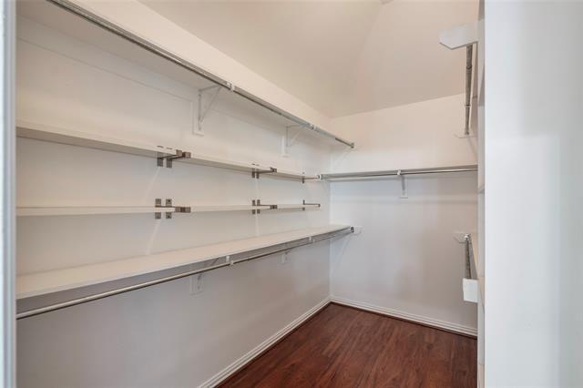 Building Photo - 8244 Edgepoint Tr