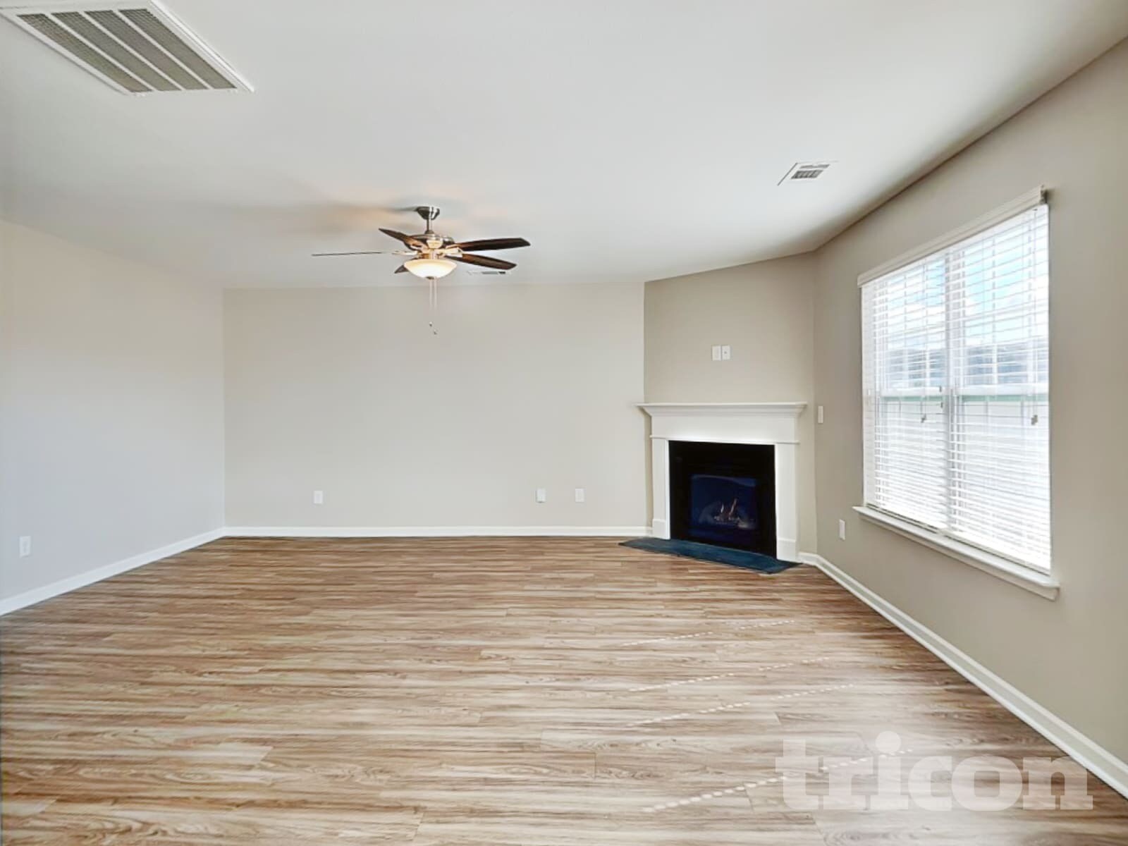 Building Photo - 1935 Windy Willow Ln