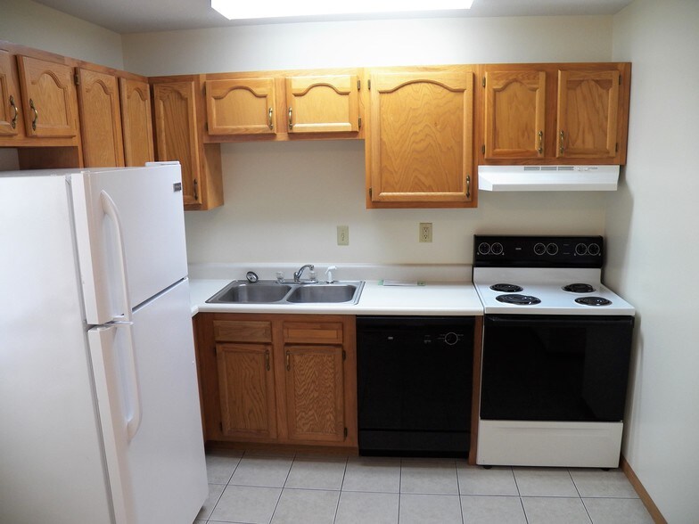 Kitchen - 262 W Main St