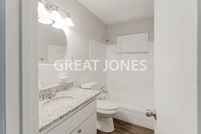 Building Photo - 5214 Dana Dr