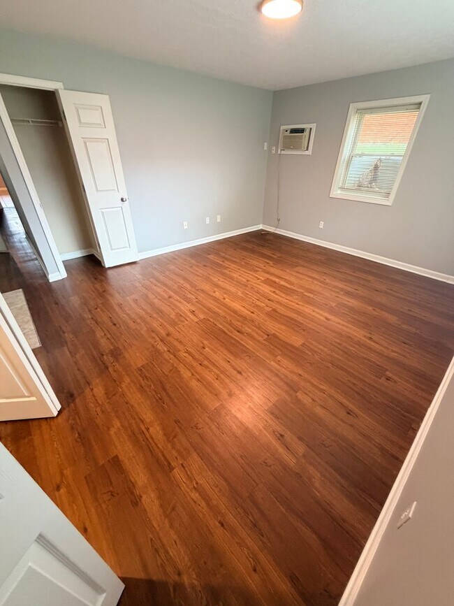 Building Photo - 2128 Will Fant Dr