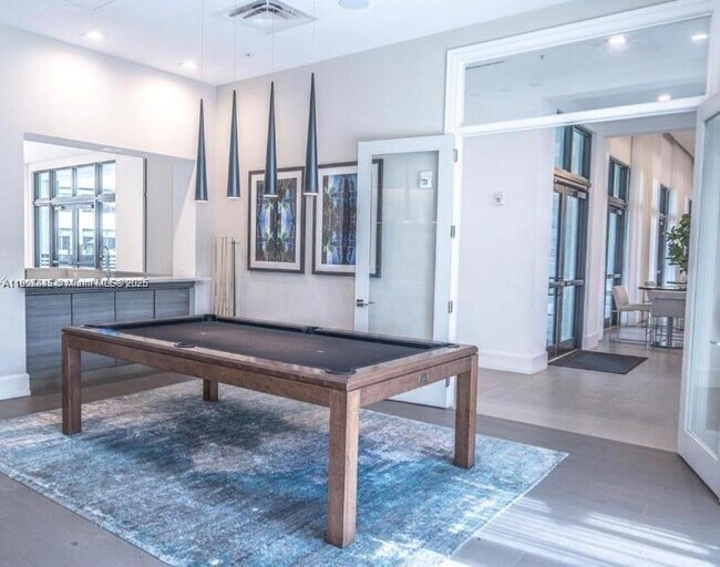 Building Photo - 8001 NW 41st St