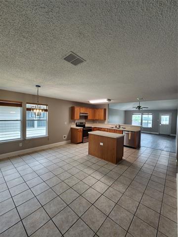 Building Photo - 907 Live Oak Dr