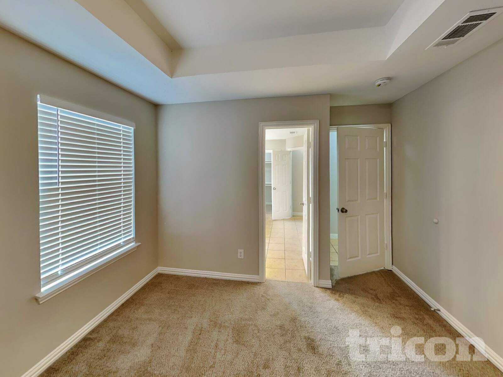 Building Photo - 100 Palomino Dr