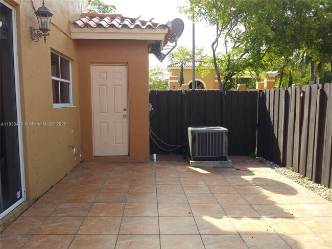 Building Photo - 8425 NW 141st Terrace