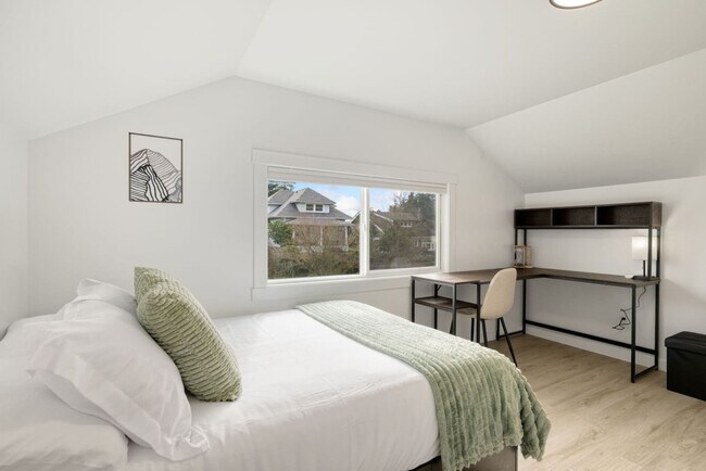 Building Photo - 3413 N 8th St