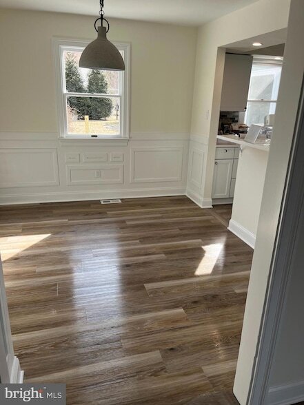 Building Photo - 115 Carrie Ln