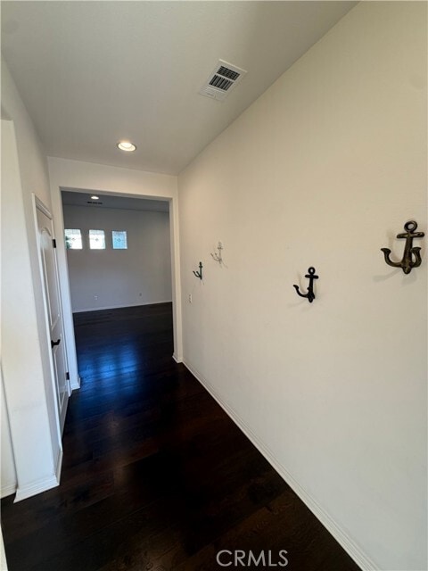 Building Photo - 15 Galan St