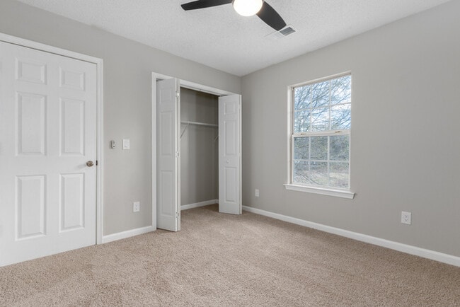 Building Photo - 1021 Aderley Oak Dr
