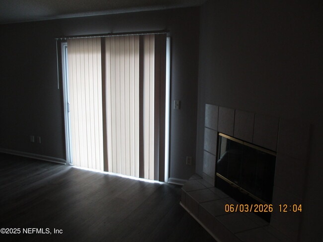 Building Photo - 3285 Avalon Dr