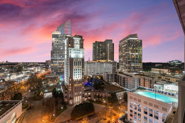 Primary Photo - Gorgeous 1B/1B in Heart of Buckhead!