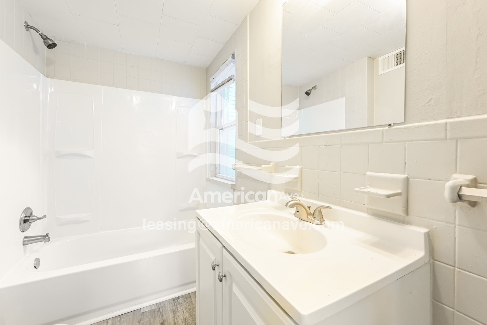 Building Photo - 13 Maytide St