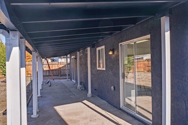 Building Photo - 5337 Saint Barts Ct