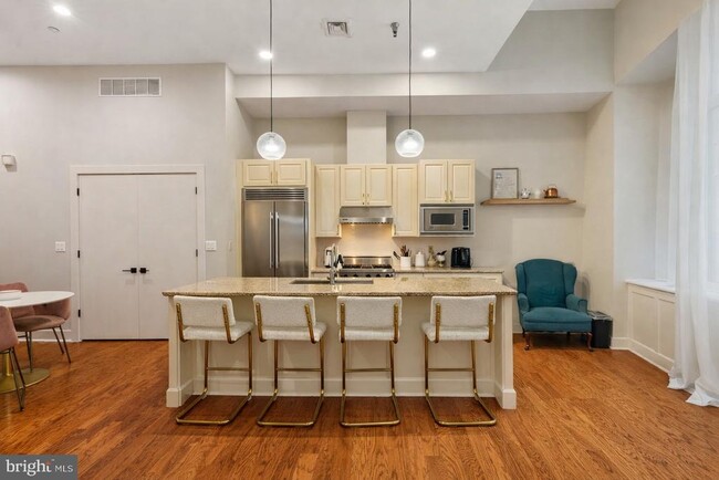 Building Photo - 23 S 23rd St