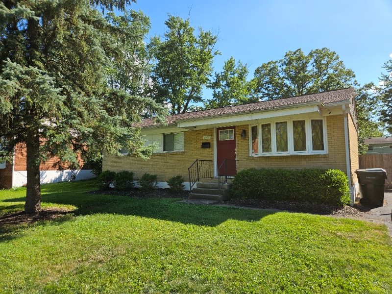 Building Photo - 5635 Roche Dr