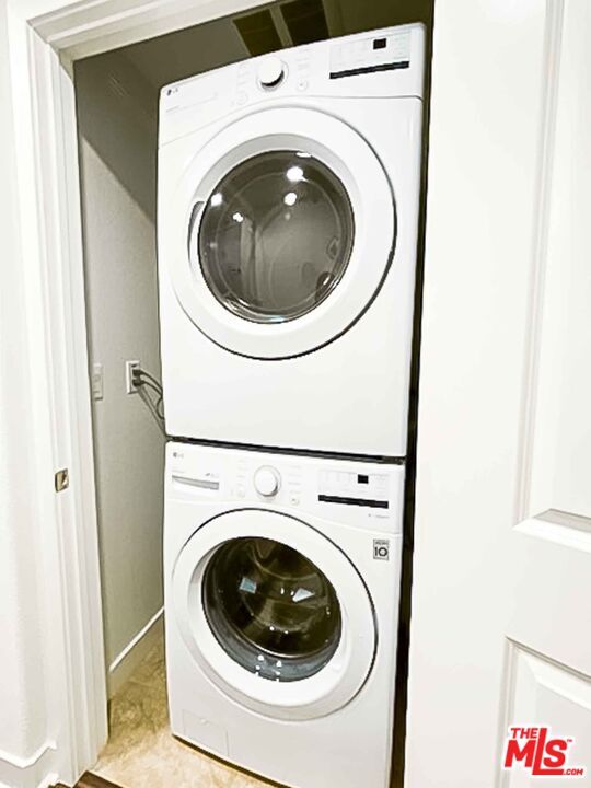 Building Photo - 1893 Union St