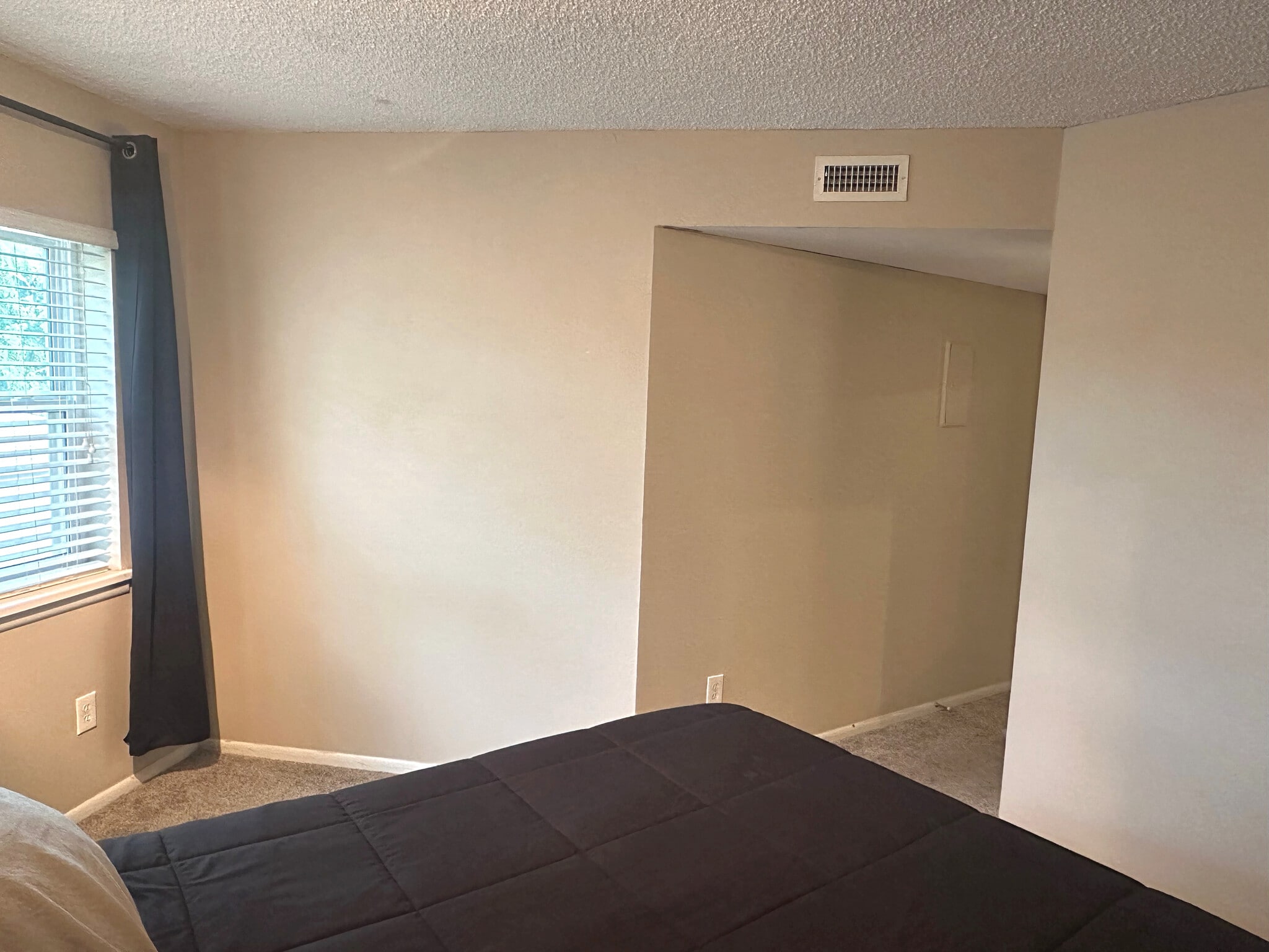 Primary Bedroom - 1226 S Monaco Pky