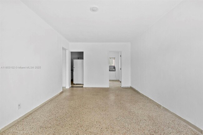 Building Photo - 800 83rd St