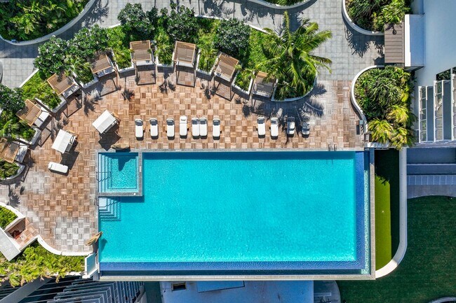 Building Photo - Brand new building, the Largest One Bedroom, FULLY FURNISHED rental available at The Park On Keea...