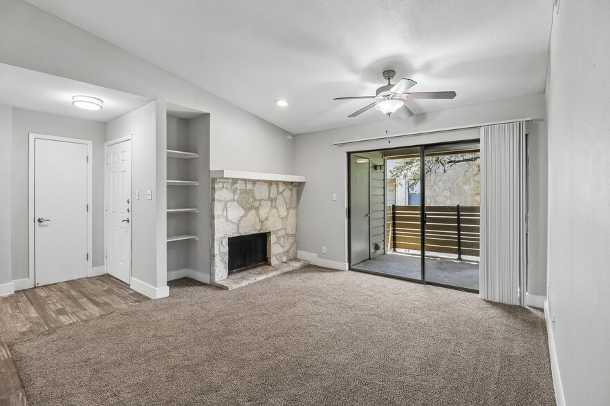 Building Photo - Turtle Creek Vista Apartments